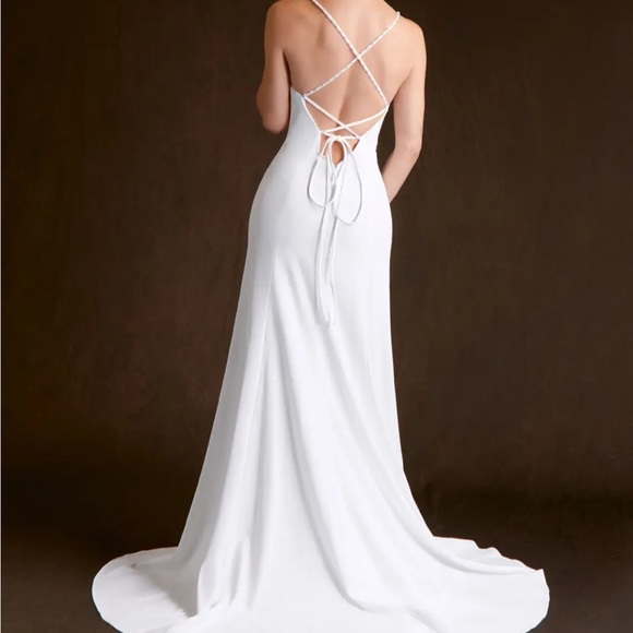 Azazie backless white gown - Picture 2 of 2